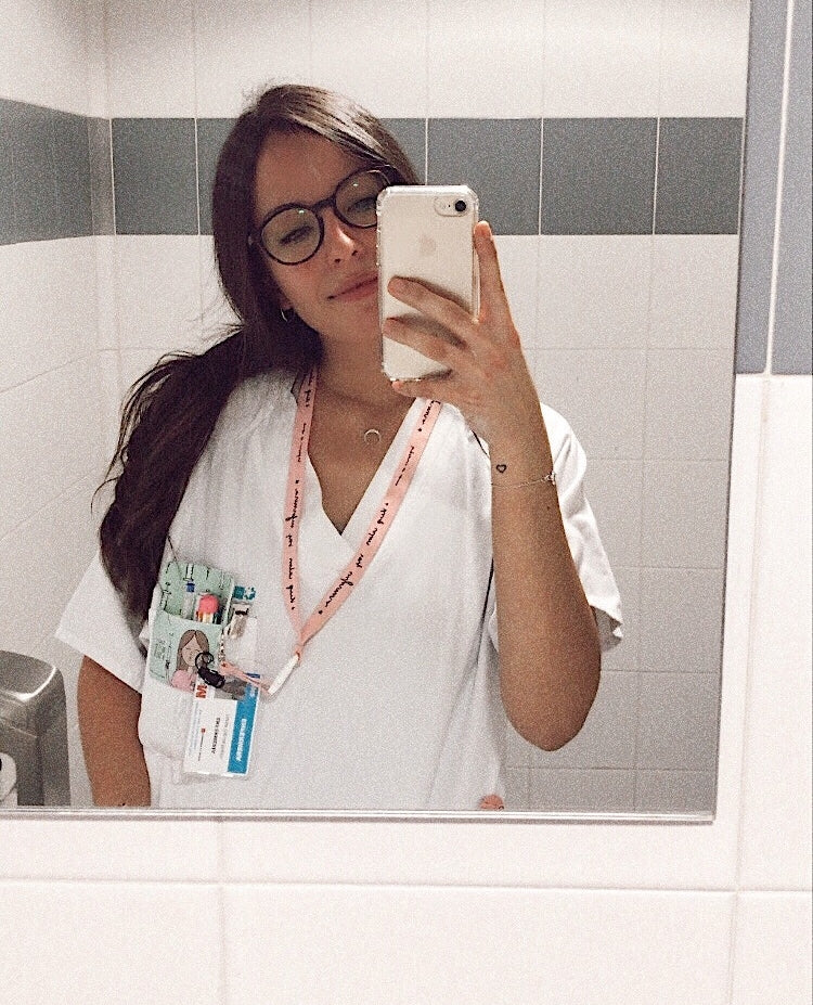 <em><strong>Laura F. - Nurse</strong></em>